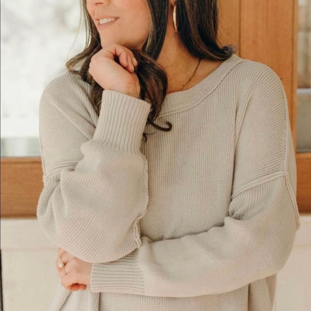 Cynthia sweater- GREY. S/M